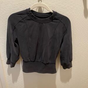 Black Cropped Sweatshirt